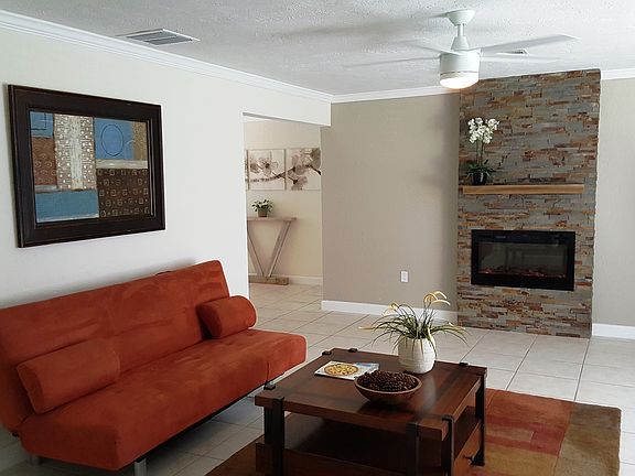 3rd image of 7155 Antigua Pl