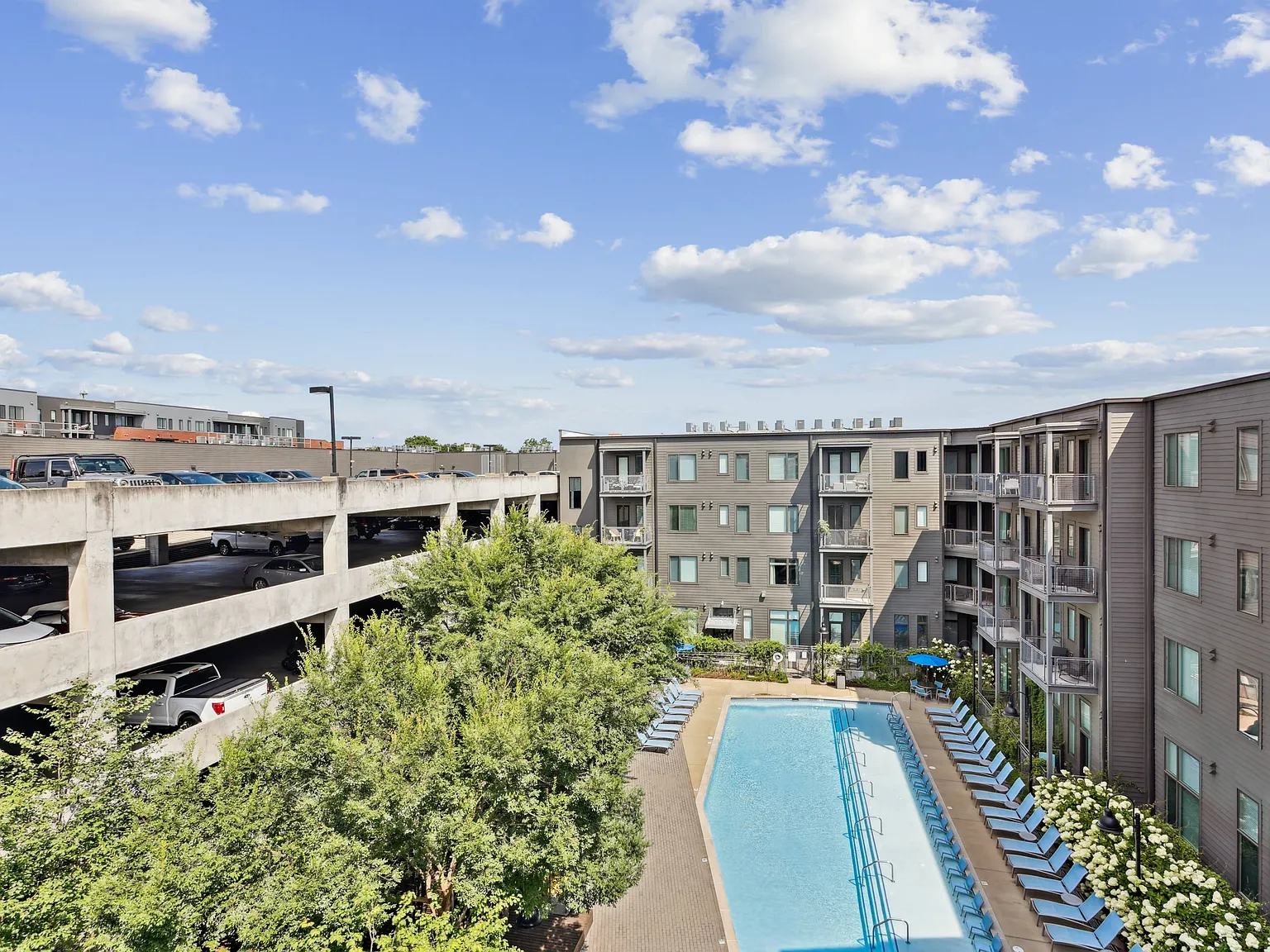 The Flats at Taylor Place — Photo 4