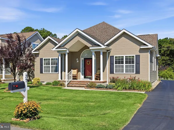 37 Little Birch Dr, Milford, DE 19963