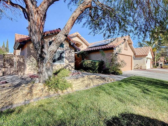 4th image of 1570 Laurel Oak Dr