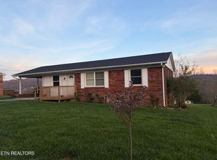 311 Whitaker St, Tazewell, TN 37879