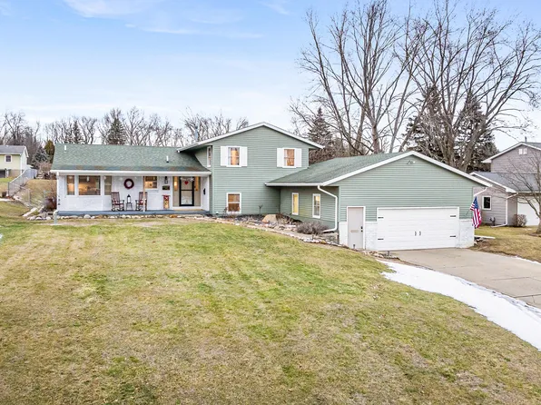 3112 Fawn Ln, Jackson, MI 49201