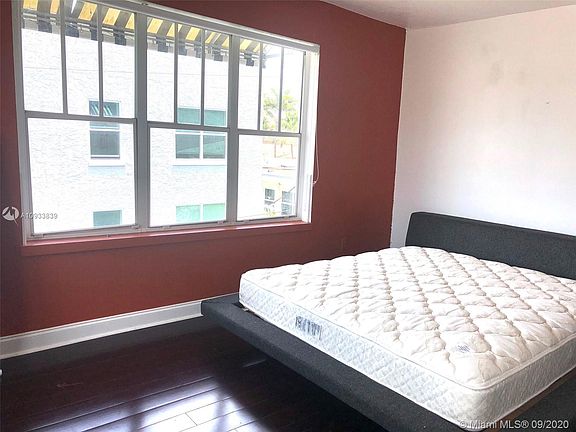 4th image of 1619 Lenox Ave APT 23