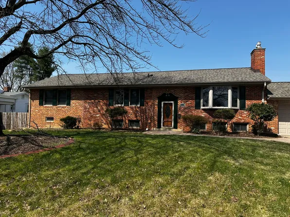 7700 Arlen St, Annandale, VA 22003