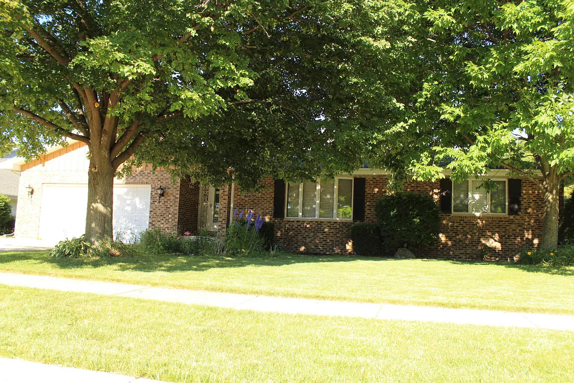 1331 39th Ave photo 1