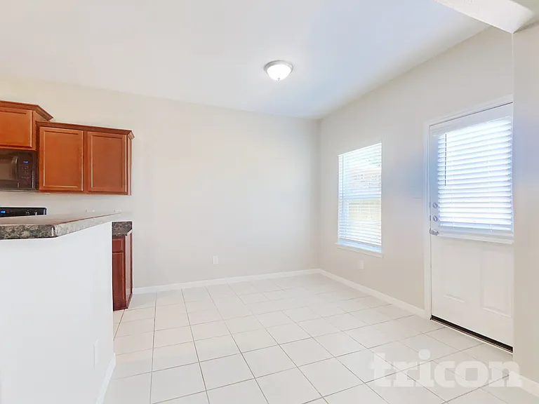 692 Totem Trail Dr — Photo 4