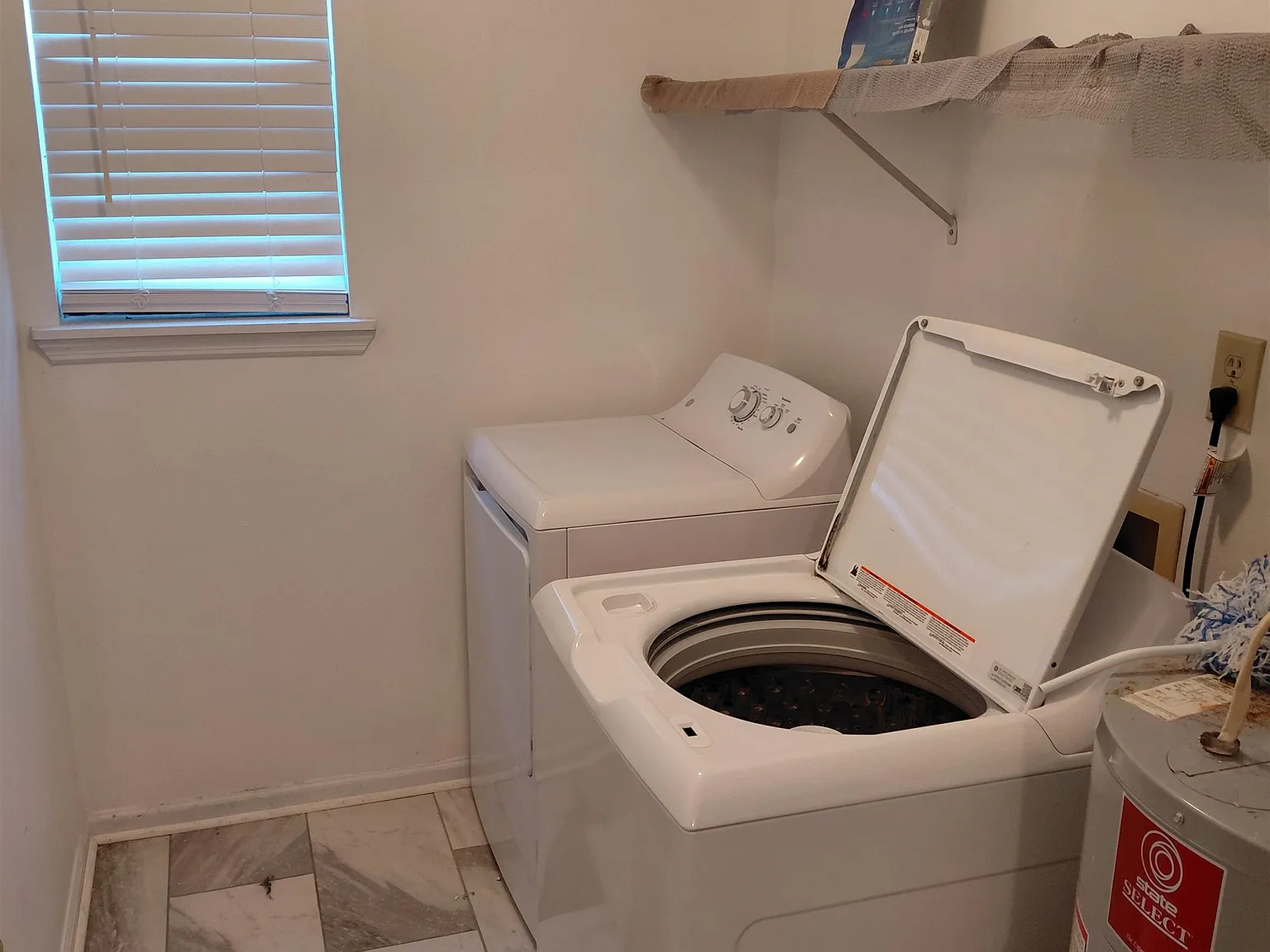2 bed, 1196 sqft, $1,425 — Photo 4