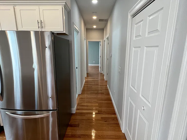 126 Cross St #8 — Photo 14