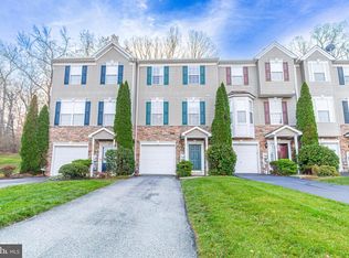 374 Bruaw Dr, York, PA 17406