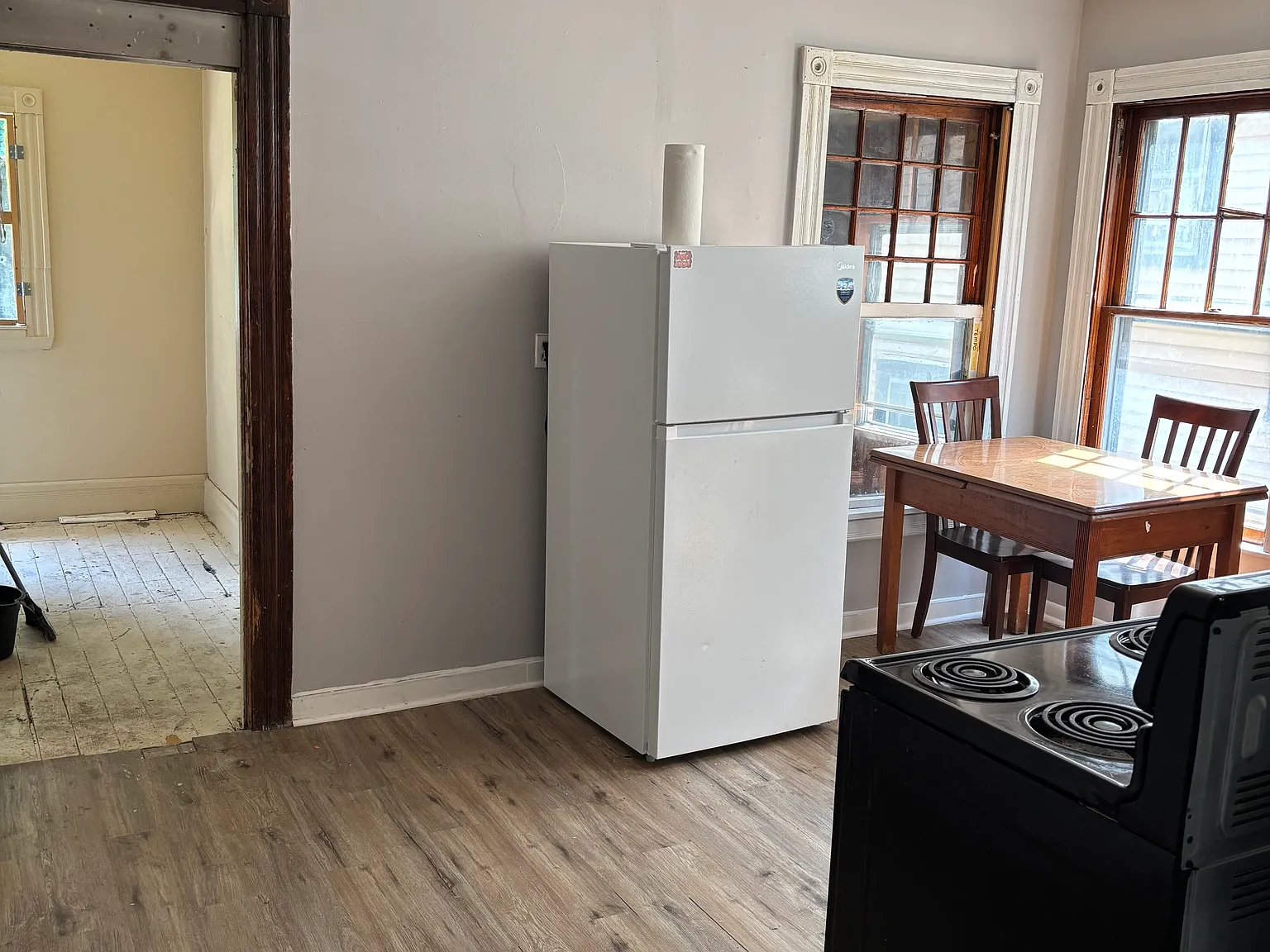 3 bed, $1,500 — Photo 2