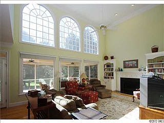 5th image of 3412 Maryhurst Ln