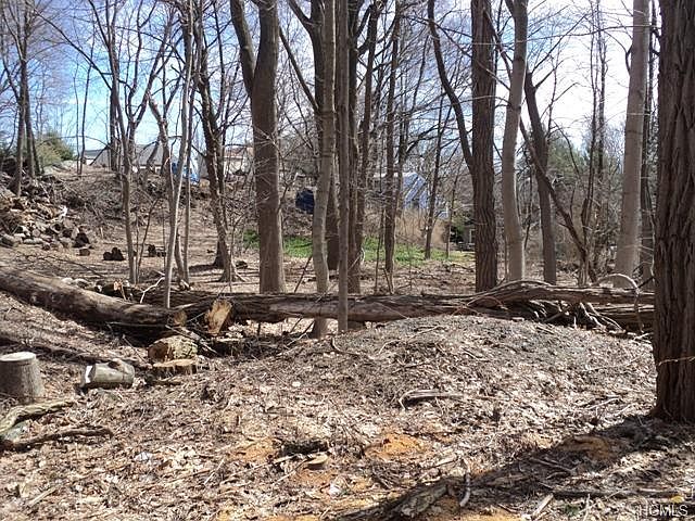 2nd image of 25 27 29 Orchard Drive