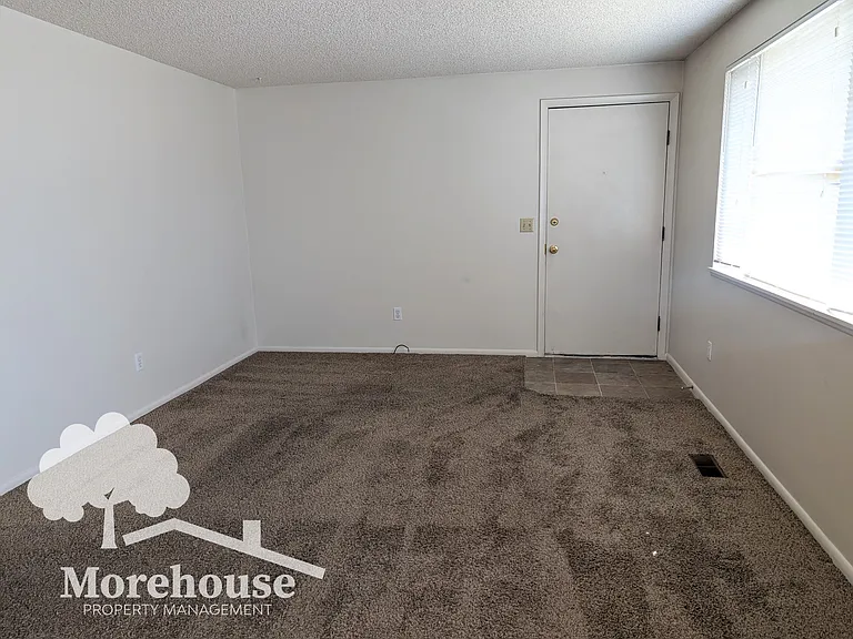 2054 S Colorado Ave — Photo 3