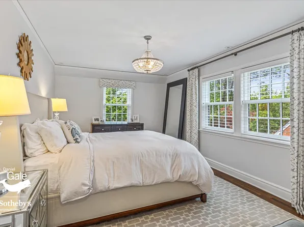 165 Slocum Crescent image 25 of 59