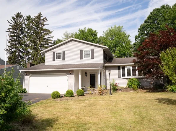 8009 Princess Path, Liverpool, NY 13090