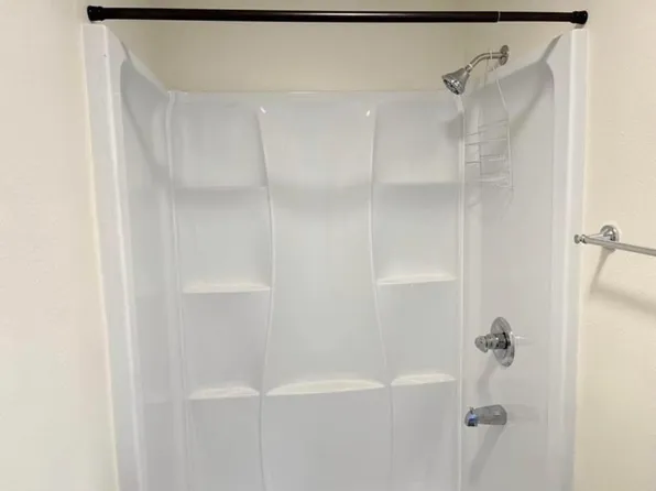 776 W 8th St, Pomona, CA 91766