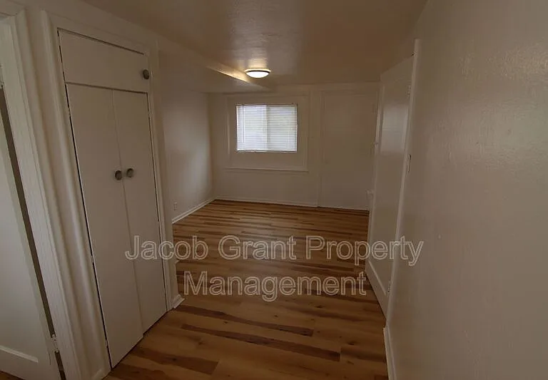 4719 Yellowstone Ave #10 — Photo 4