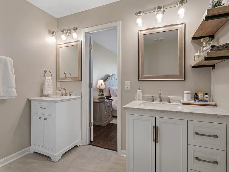 422 Katonah Ave — Photo 12
