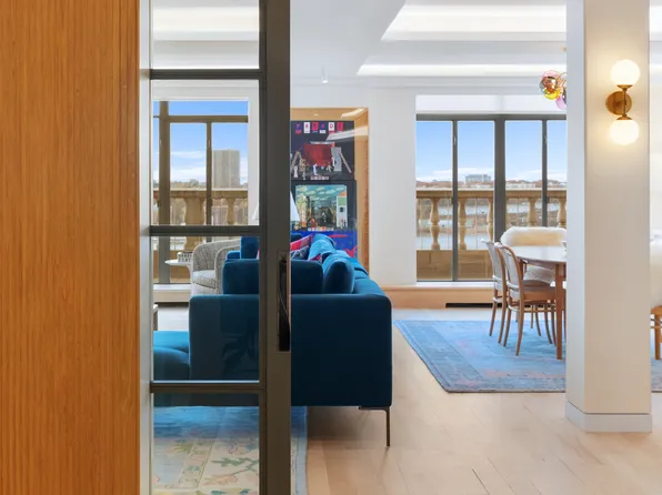 140 Riverside Drive image 6 of 16