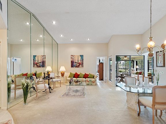 Home For Sale In Park Pointe