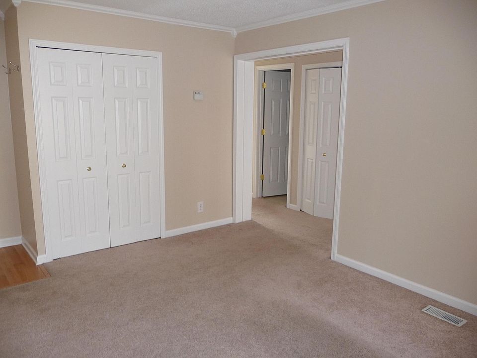 2nd image of 924 Village Dr #1