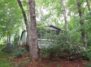 51 Twin Hills Rd, Franklin, NC 28734