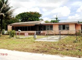 1256 Sharar Ave, Opa Locka, FL 33054