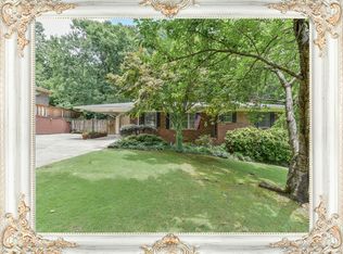 1619 Lakewood Dr, Vestavia, AL 35216
