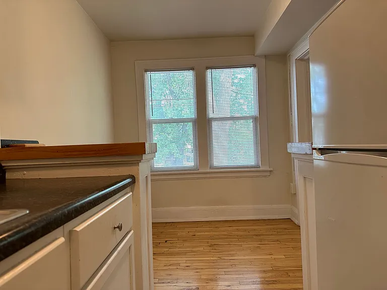 1756 Grand Ave — Photo 9