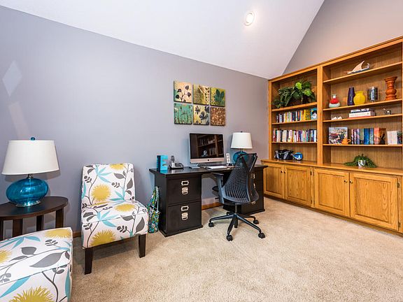 5th image of 4441 Plum Creek Ln