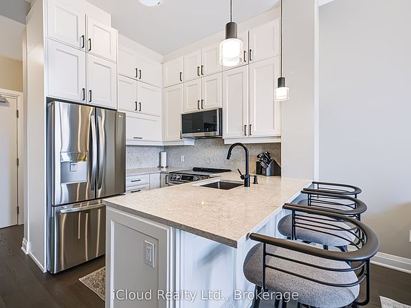 5th image of 460 Gordon Krantz Ave #612