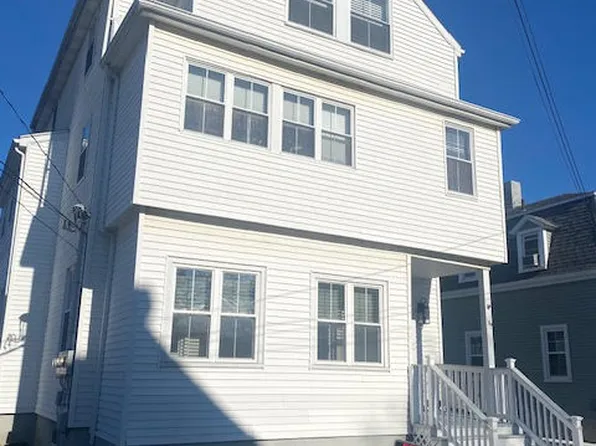 36 E Bowery St #1, Newport, RI 02840
