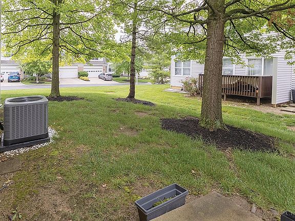 3rd image of 6445 Eagle View Dr