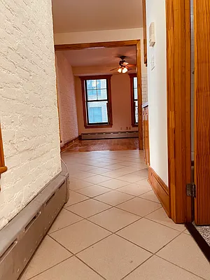 Rented by Myerowtz/Satz Realty Corp | media 23