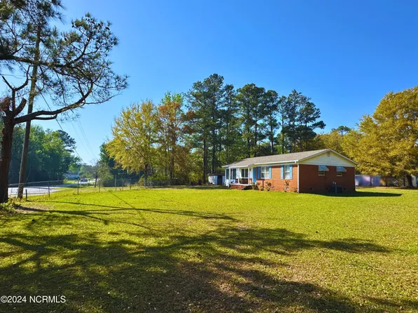 452 Nine Foot Road, Newport, NC 28570