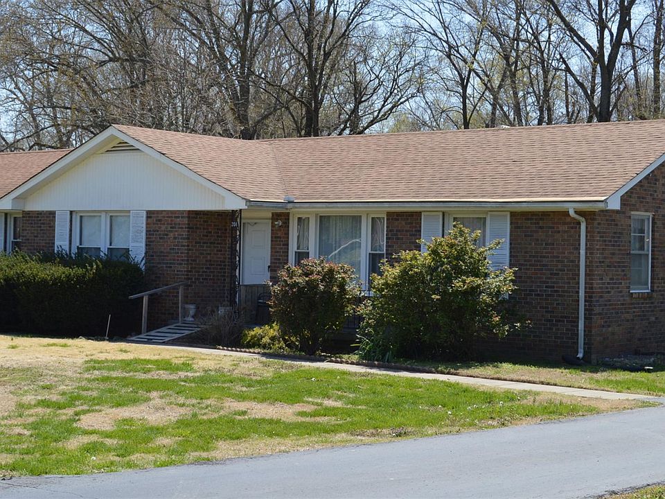 1st image of 208 Essex Dr