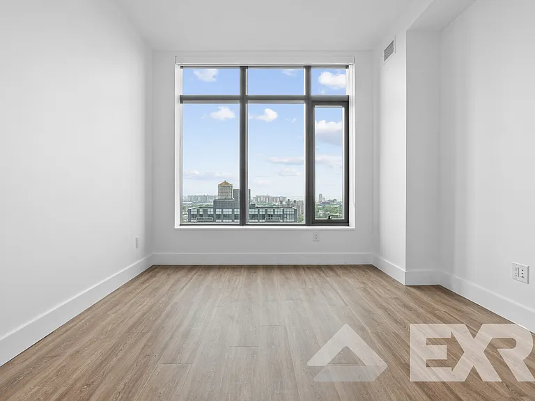 2230 Cropsey Ave #3006 — Photo 9