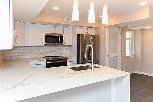 1st image of 726 N 19th St #5