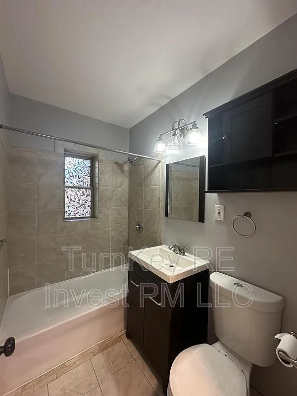 3 bed, 2.0 bath, $2,395 — Photo 3