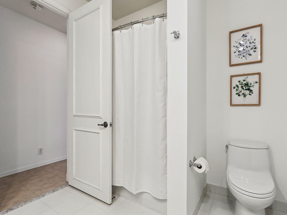 1st image of 139 Sedona Way