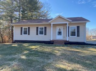 688 Dav Rd, North Wilkesboro, NC 28635