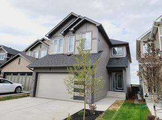 2638 Donaghey Cres SW, Edmonton, AB T6W4T1