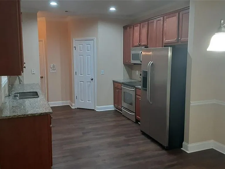 2532 Lois Ct — Photo 24