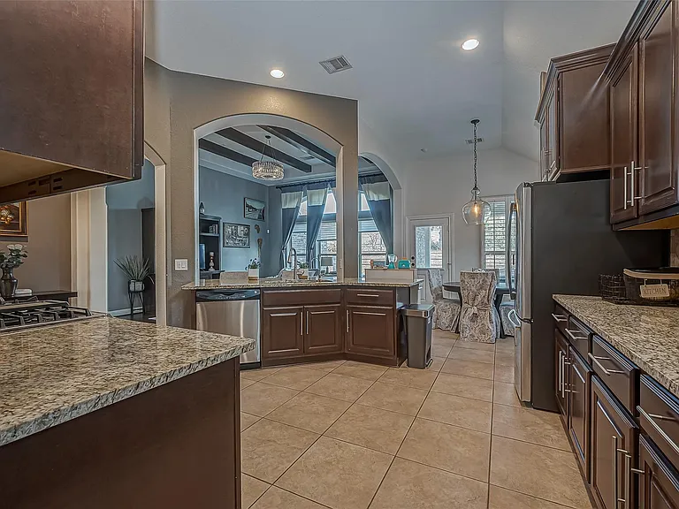 6306 Hidden Alley Dr — Photo 12
