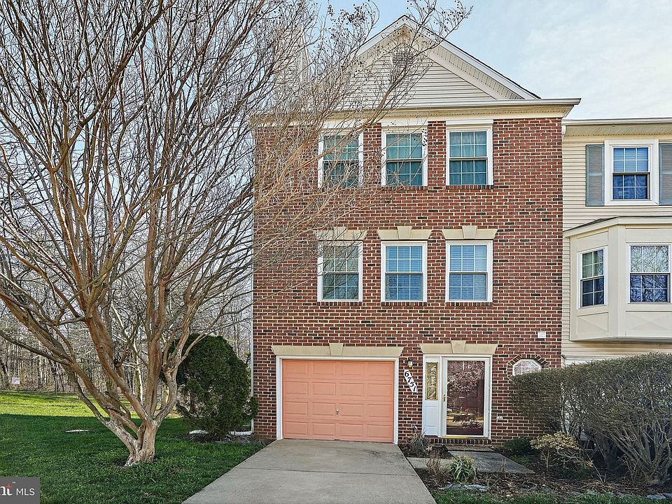 1st image of 6751 Village Park Dr