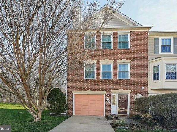 6751 Village Park Dr, Greenbelt, MD 20770