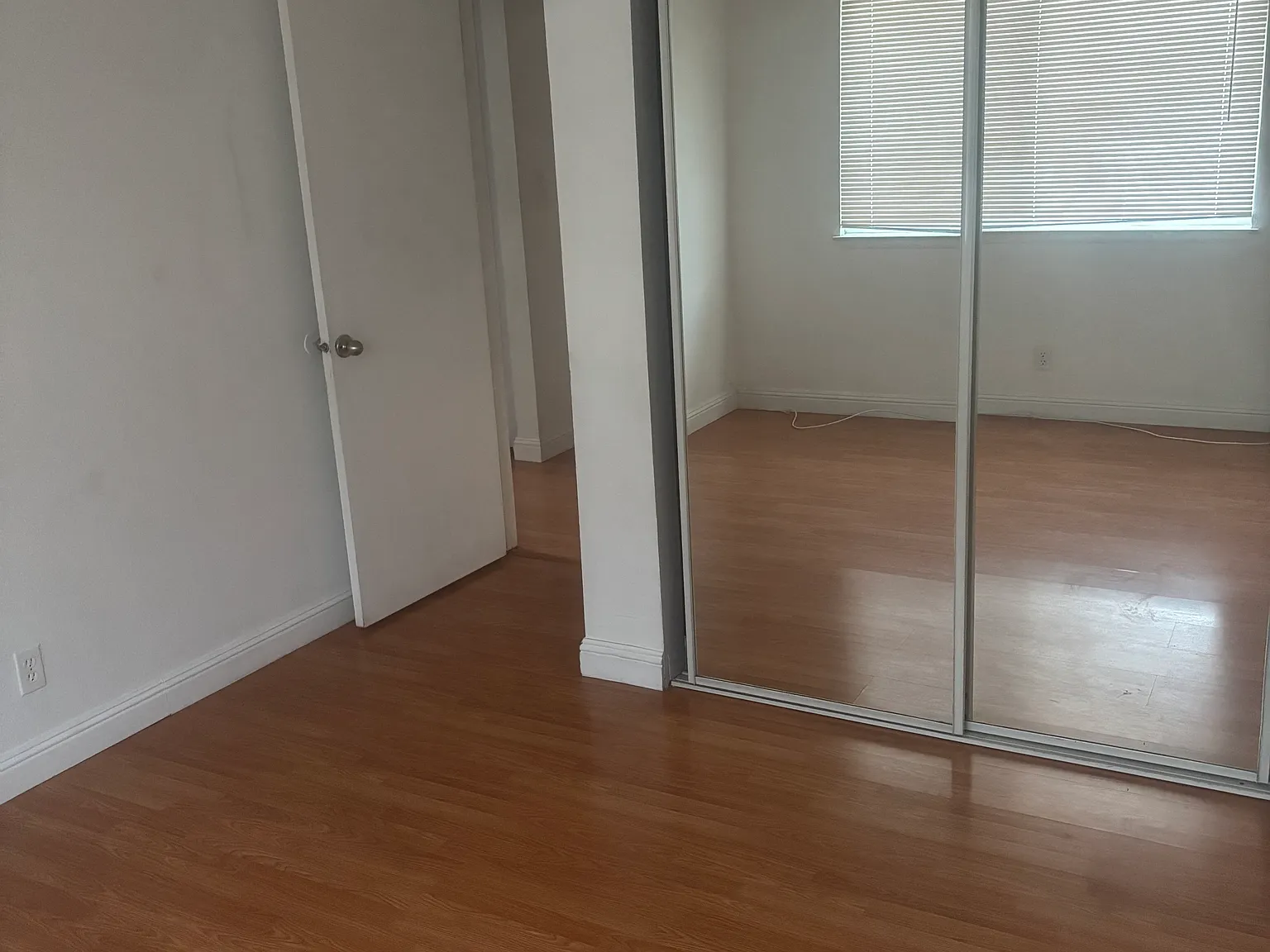 2 bed, 924 sqft, $1,650 — Photo 1