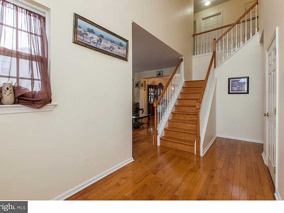 4th image of 103 Magpie Ln