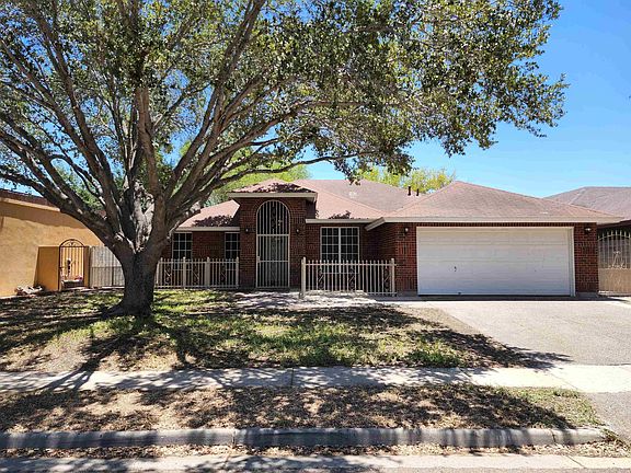 2nd image of 1909 Silverwood Dr