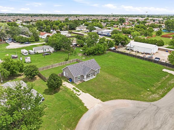 4th image of 106 Billy Dale Ct